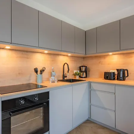 Апартаменты Domizil Zum Lerchengrund 05 *